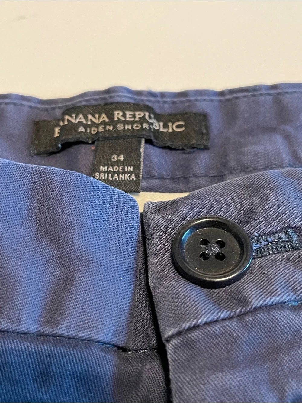 Banana Republic Aiden Short Size 34 Navy with  Yellow Bananas